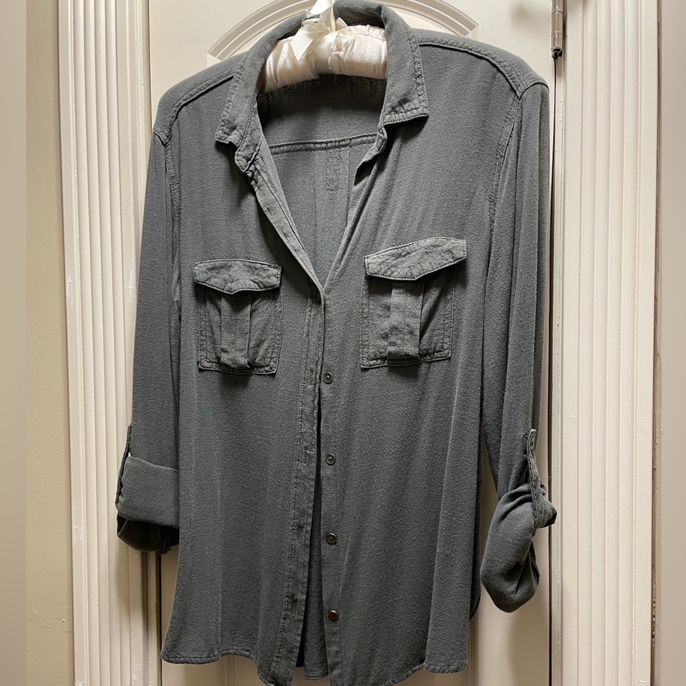 ROCK & REPUBLIC BLOUSE LIKE NEW